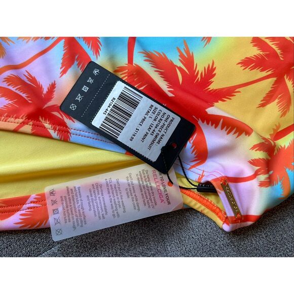 Relliciaga Long Sleeve Swimsuit Size Large - Picture 4 of 5